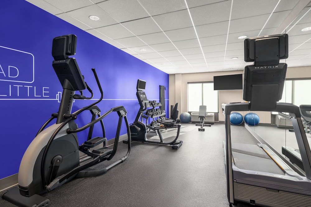 Holiday Inn Express & Suites Hagerstown 44/67