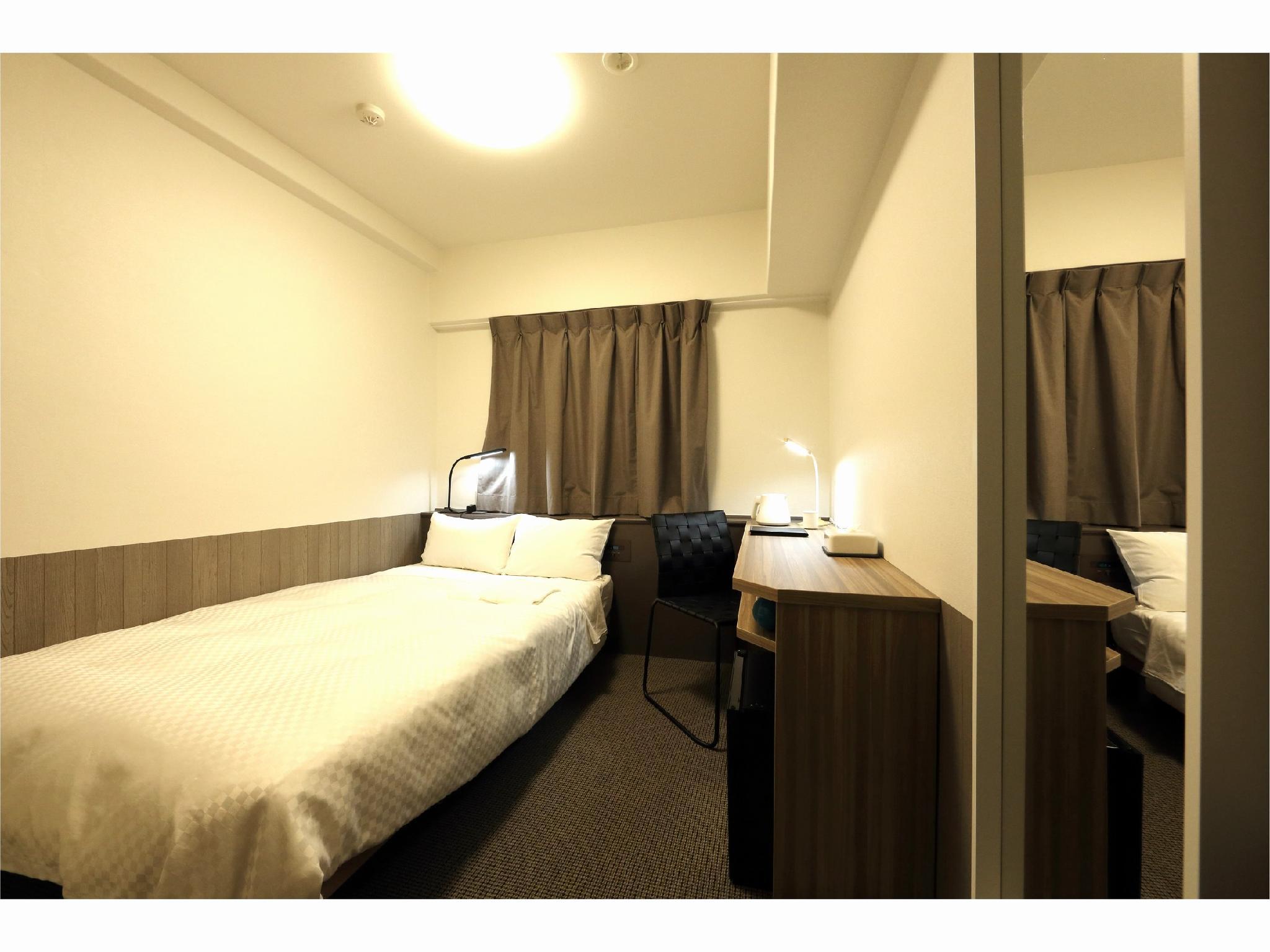 Semi Room, Semi Double Bed
