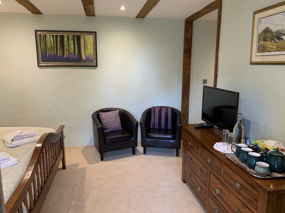 Hay Meadow Farm 22/50
