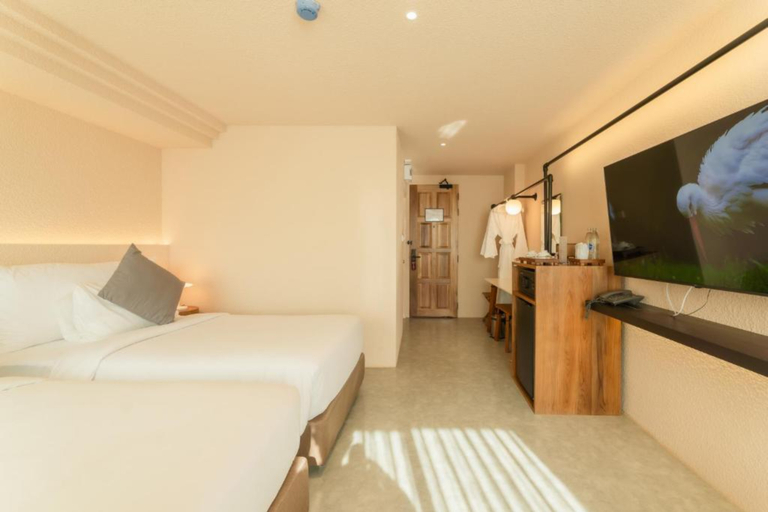 Mai Hotel 3/11