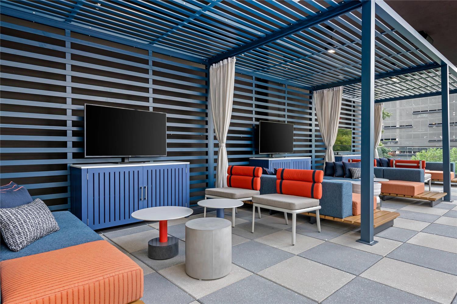 Cambria Hotel Austin Downtown 8/12