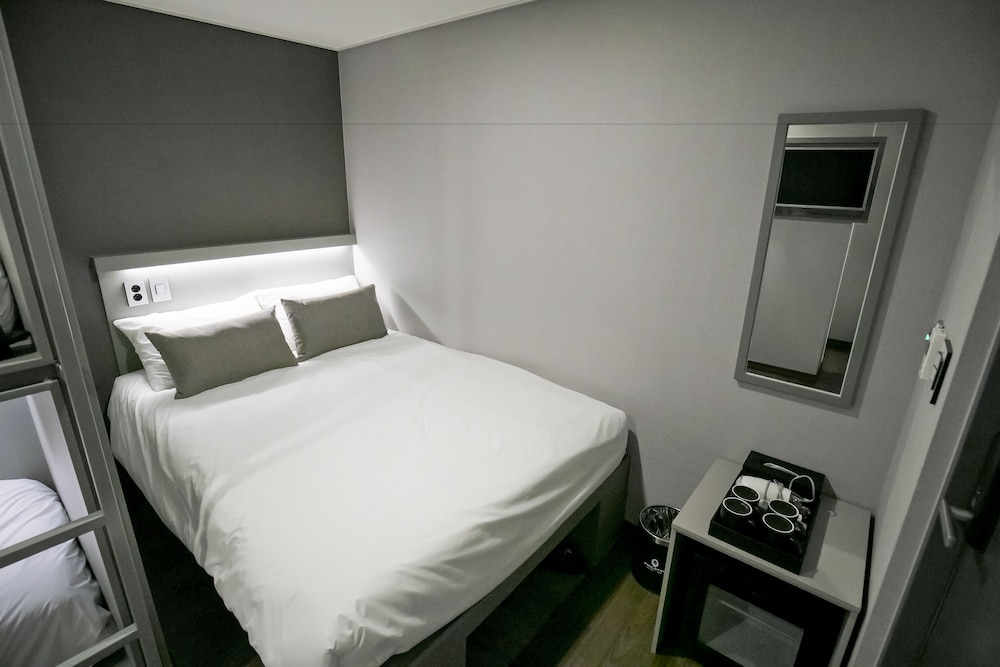 Philstay Myeongdong Station - Hostel 29/66