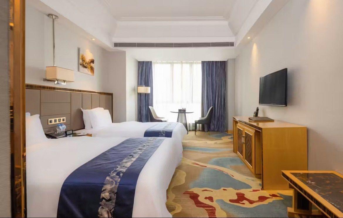 Guangxi Womei Hotel 25/36