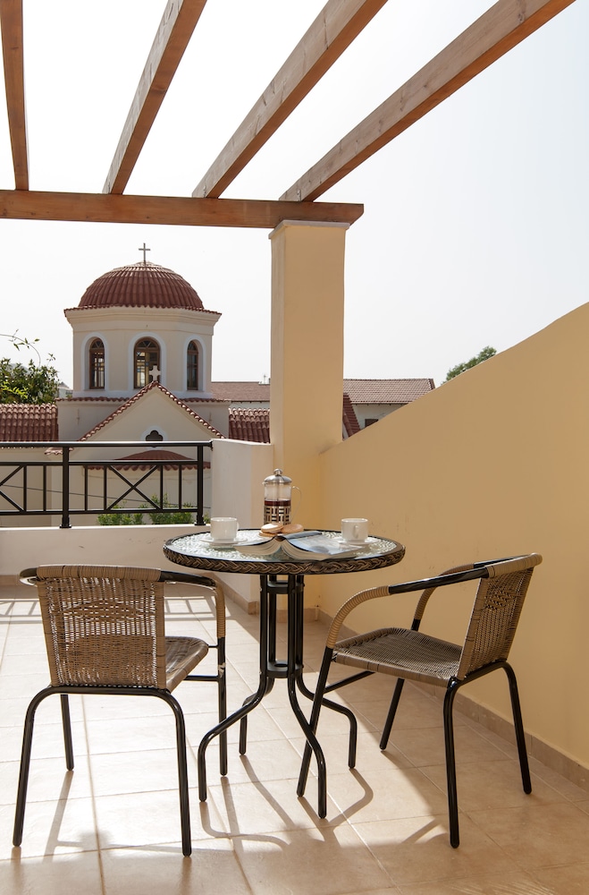 Castello Apartments 43/50