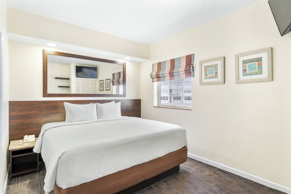 PREMIUM, SUITE, KING BED