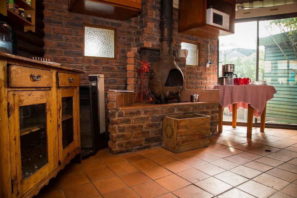 Sunbird Guest House 25/50