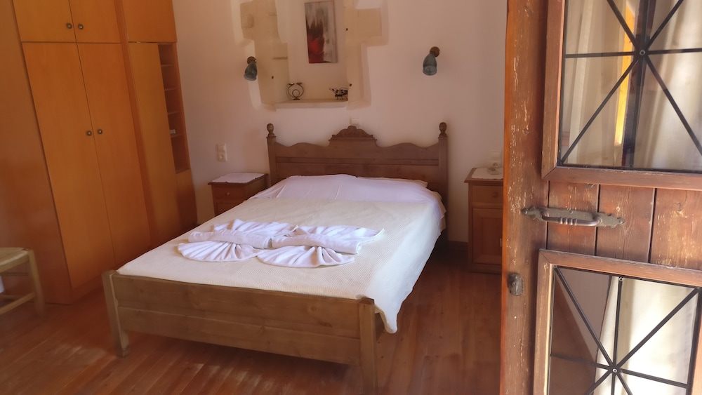 2 BEDROOMS, SUPERIOR, APARTMENT, BALCONY