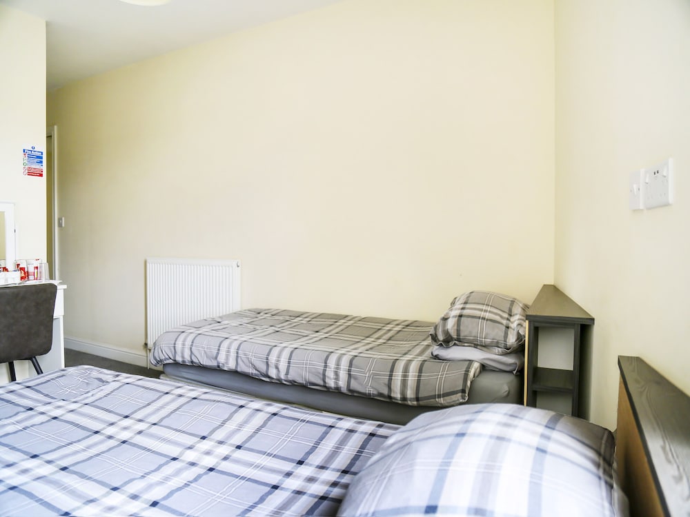 OYO Castle Hotel, Accrington 8/23