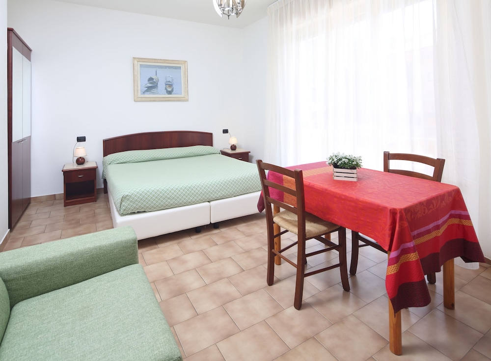 Residence Hotel Kriss 35/60