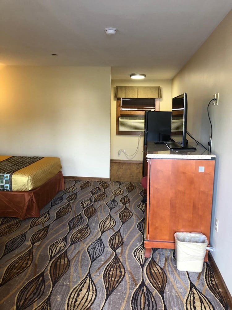 Budget Inn Williamsport 2/49
