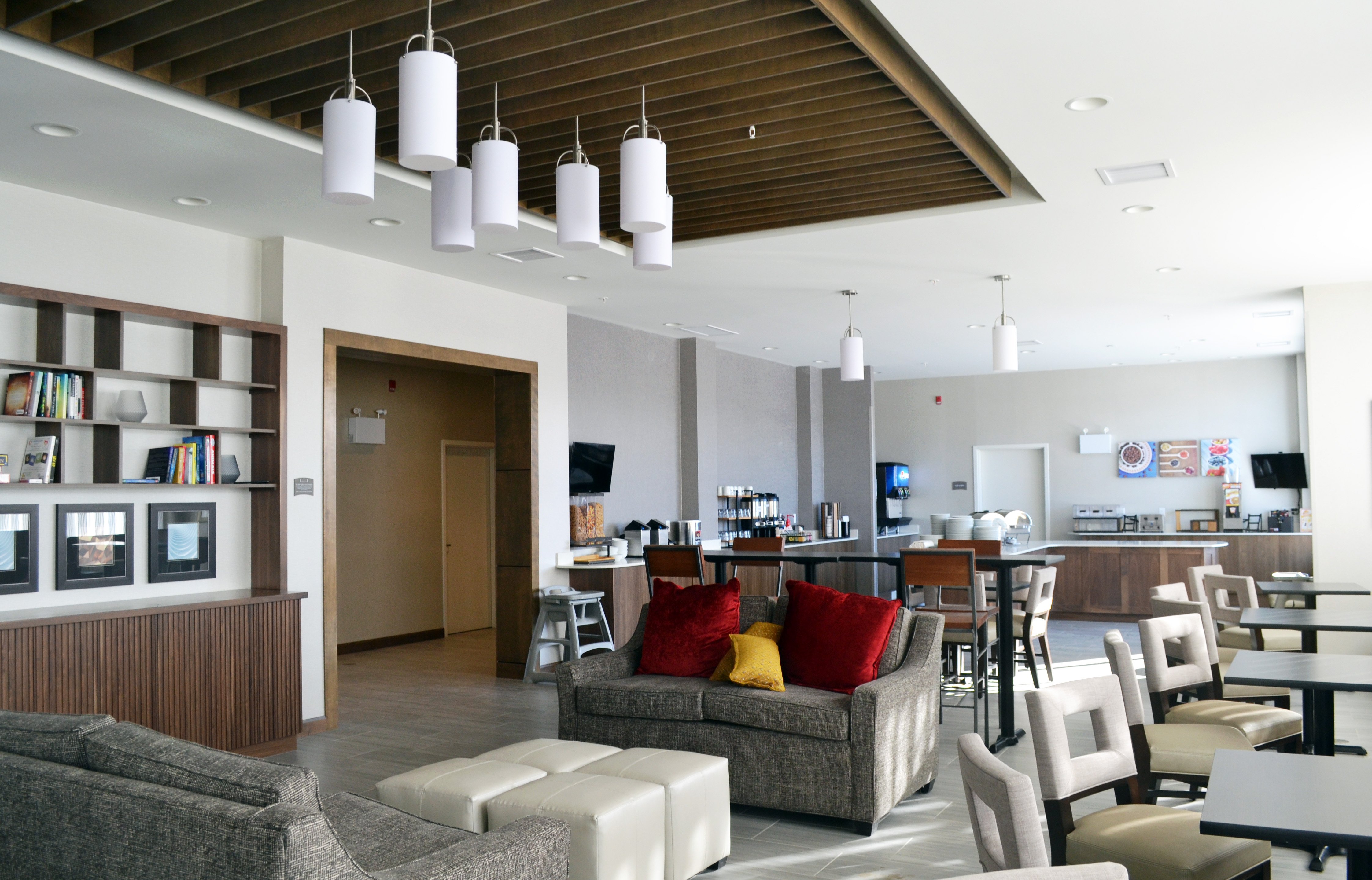 Staybridge Suites Red Deer North 33/50