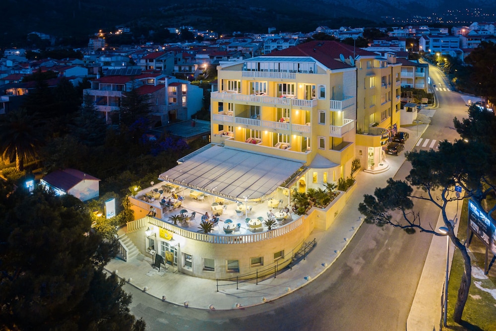 Hotel Villa Bacchus 1/50
