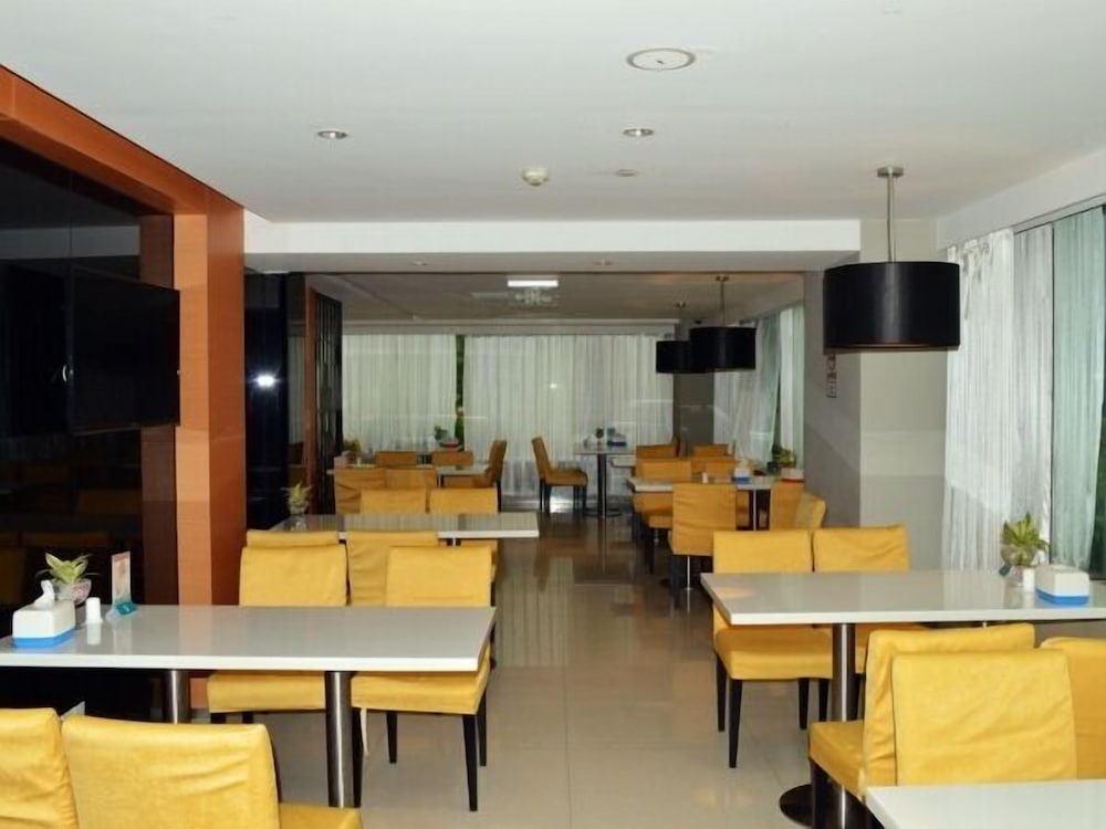 Rezen Select Hotel (Guangzhou Keyun Road Metro Station Financial City Branch) 30/33