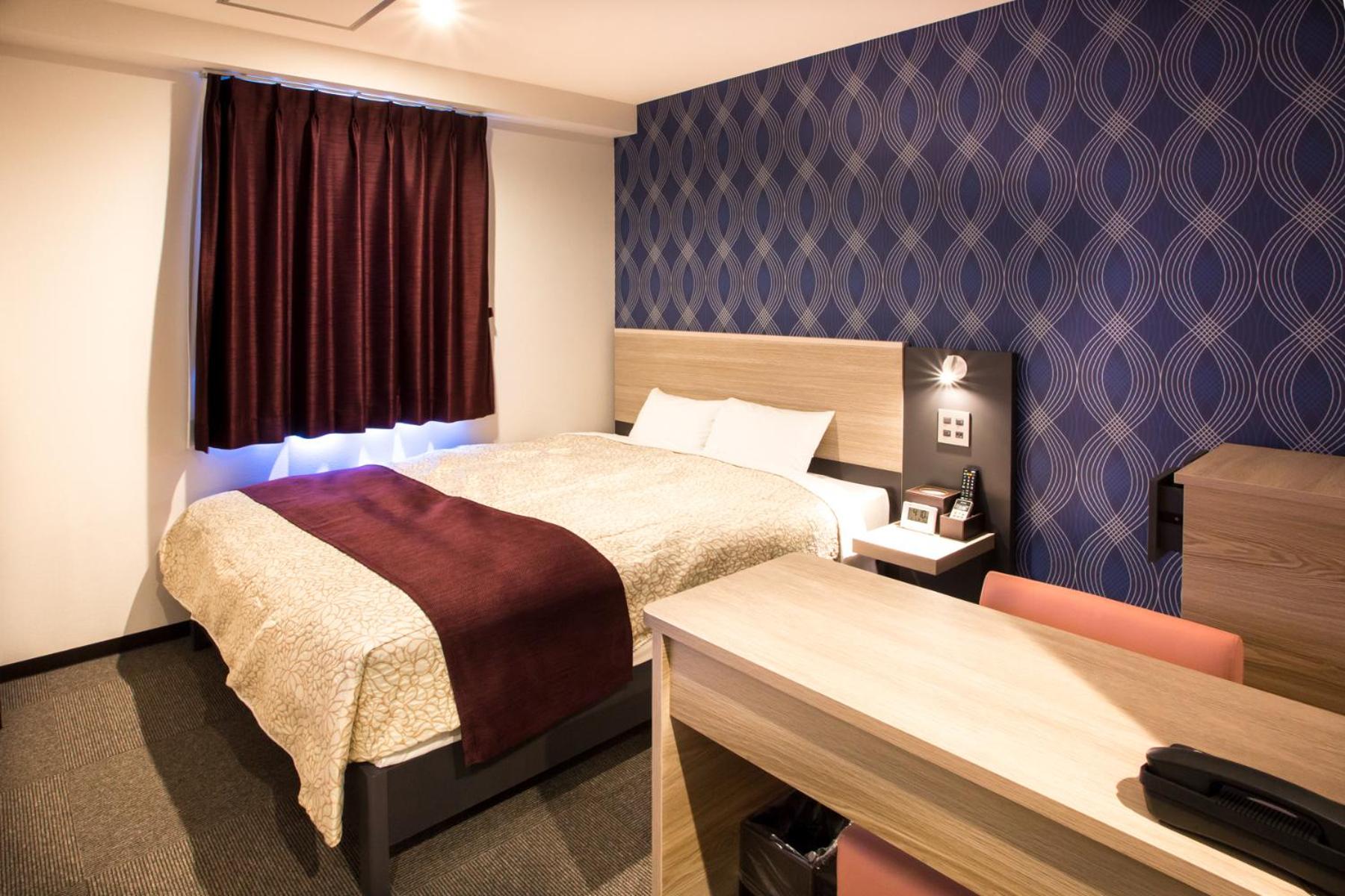 Room, Double Bed