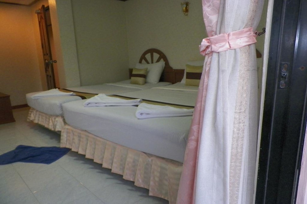 Natacha Hotel 14/35