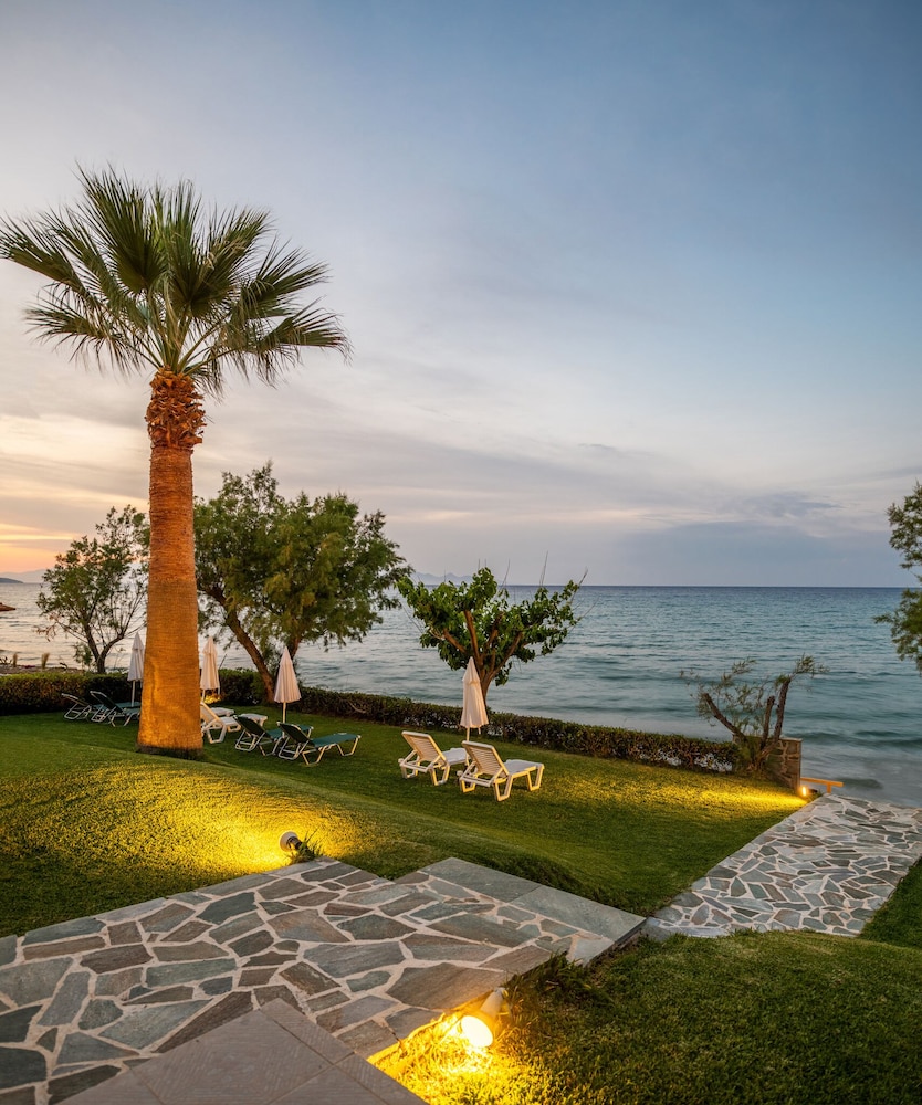 Sea View Hotel 51/61
