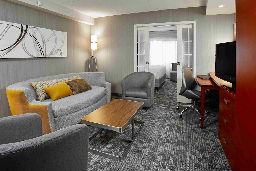 Courtyard By Marriott Toronto Brampton 21/43