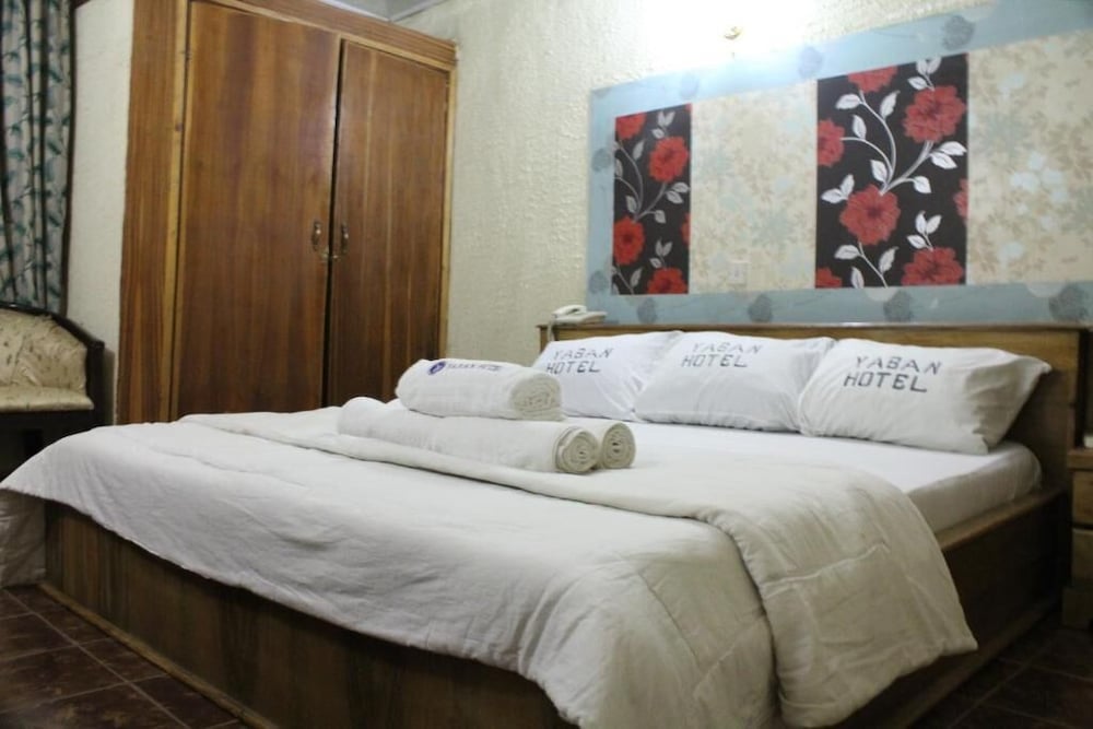 Yaban Hotel 8/16