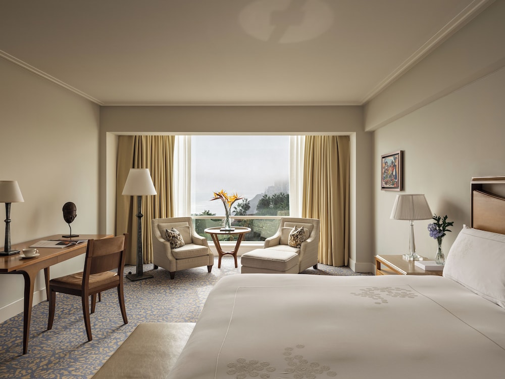 Ocean, Club, Junior Suite, Deluxe, King Bed