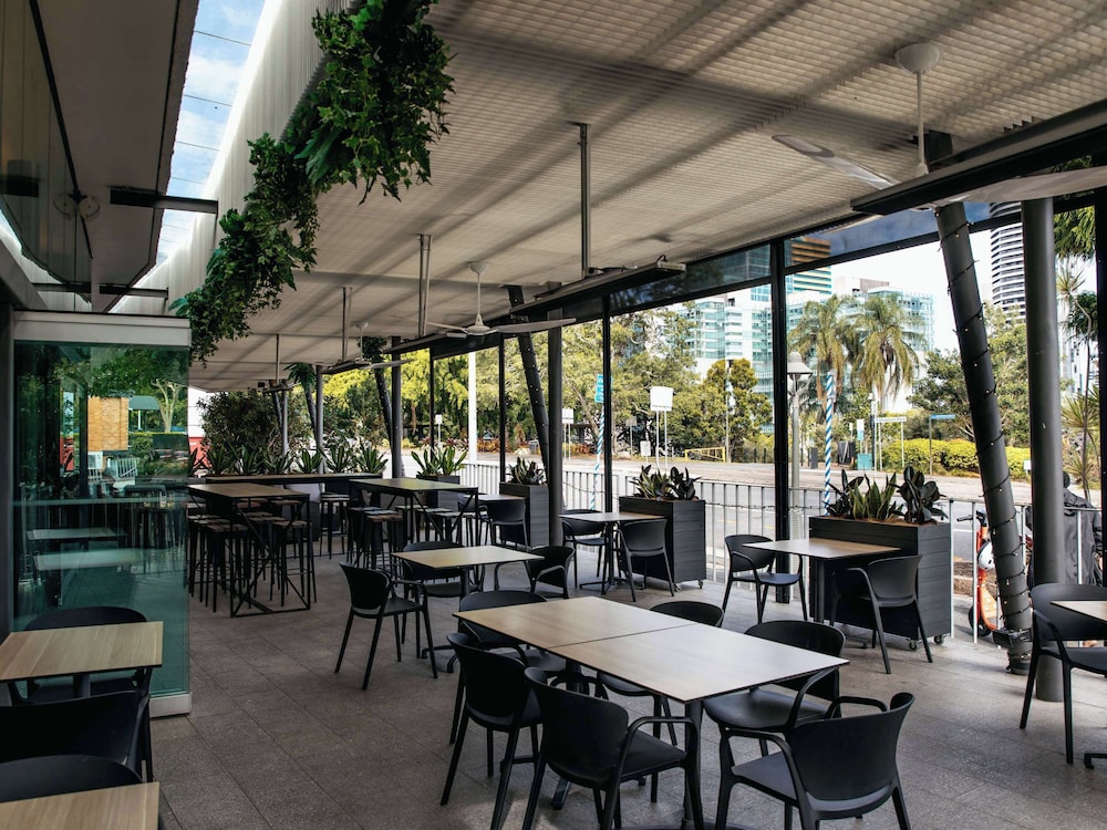 Mercure Brisbane Spring Hill 46/61