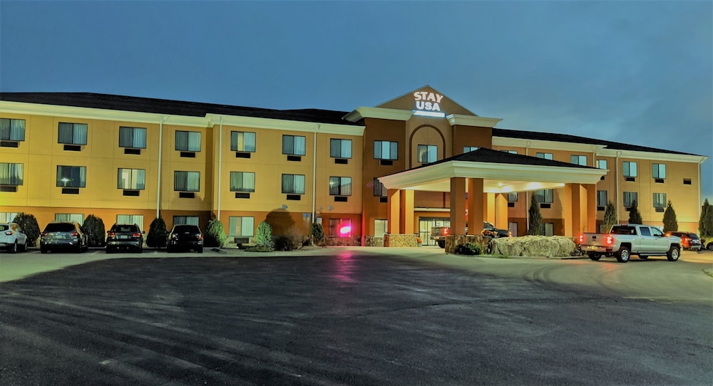 Usa Stay Hotel and Suites 1/48