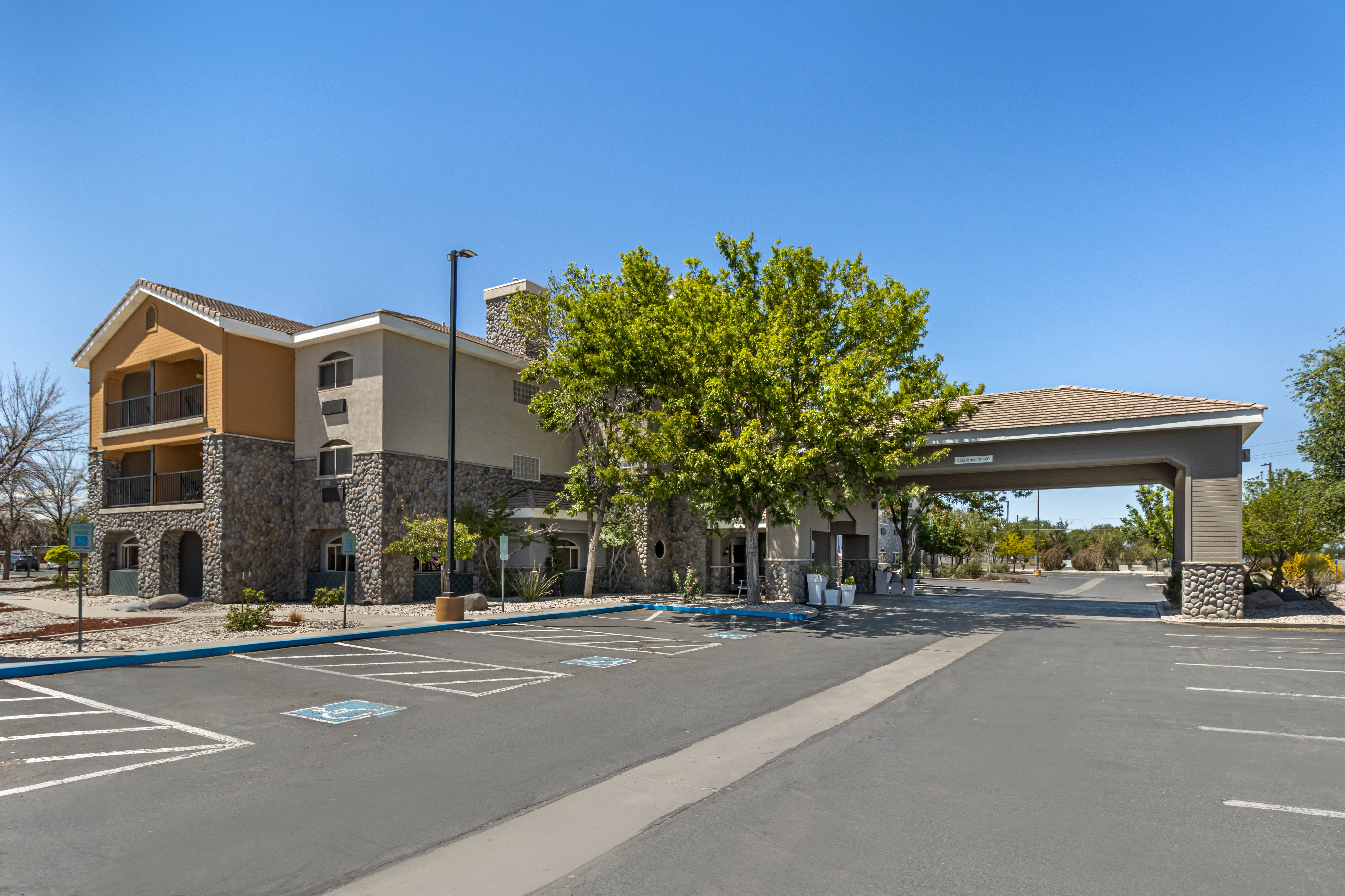 Holiday Inn Express Fallon 75/81