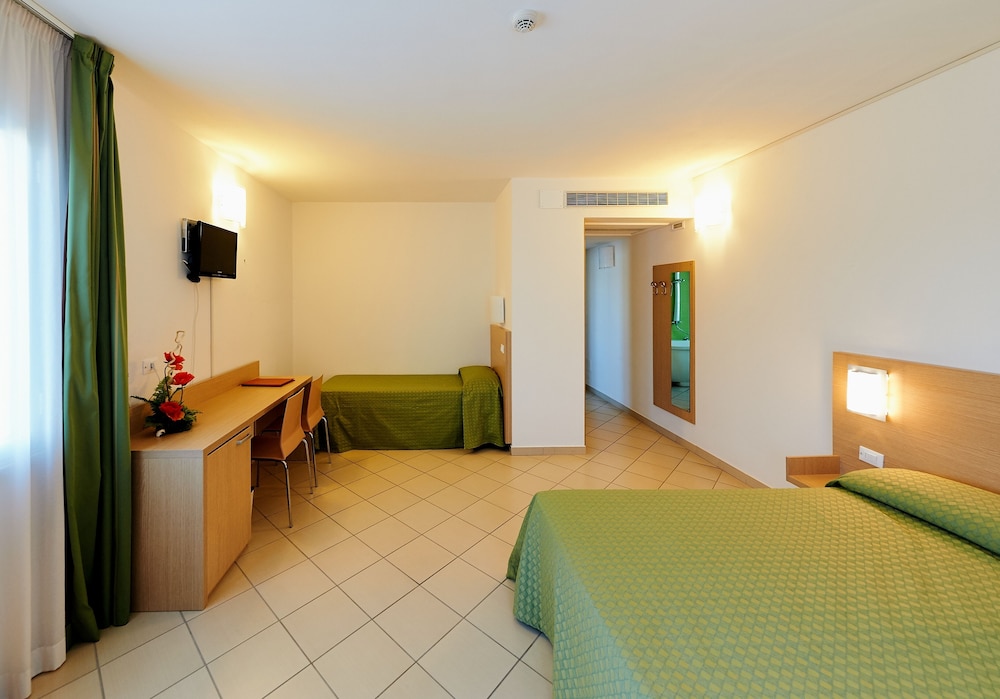 Varo Village Hotel 14/39