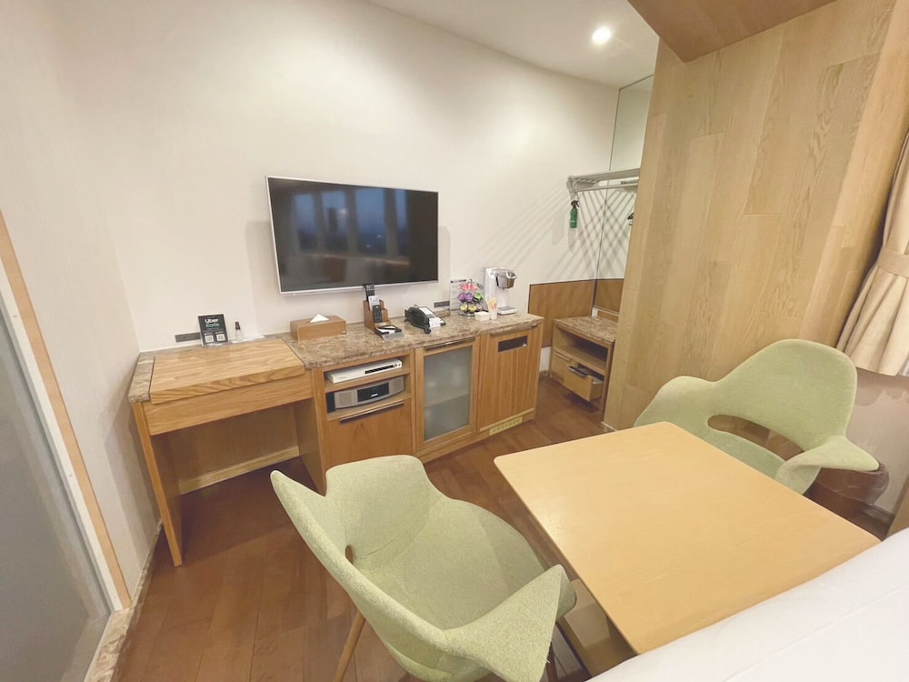 Breath Hotel 38/48