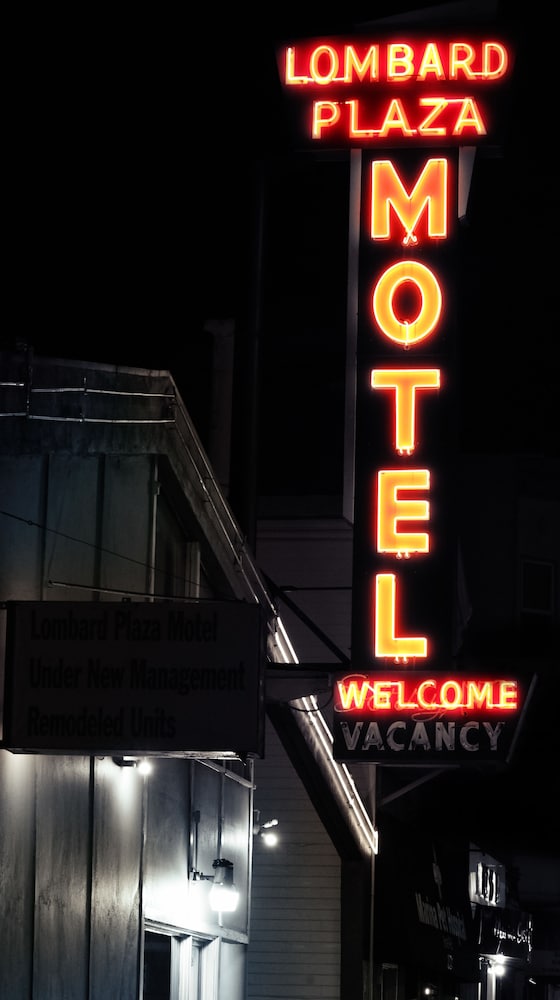ロンバード プラザ モーテル 写真1