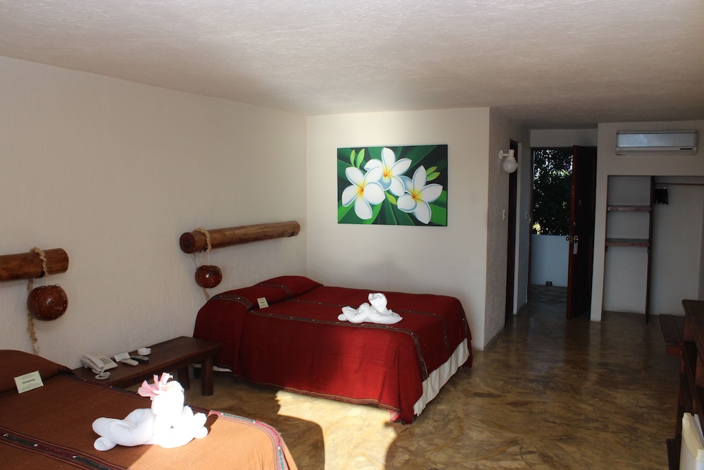 Blue Angel Resort 45/68