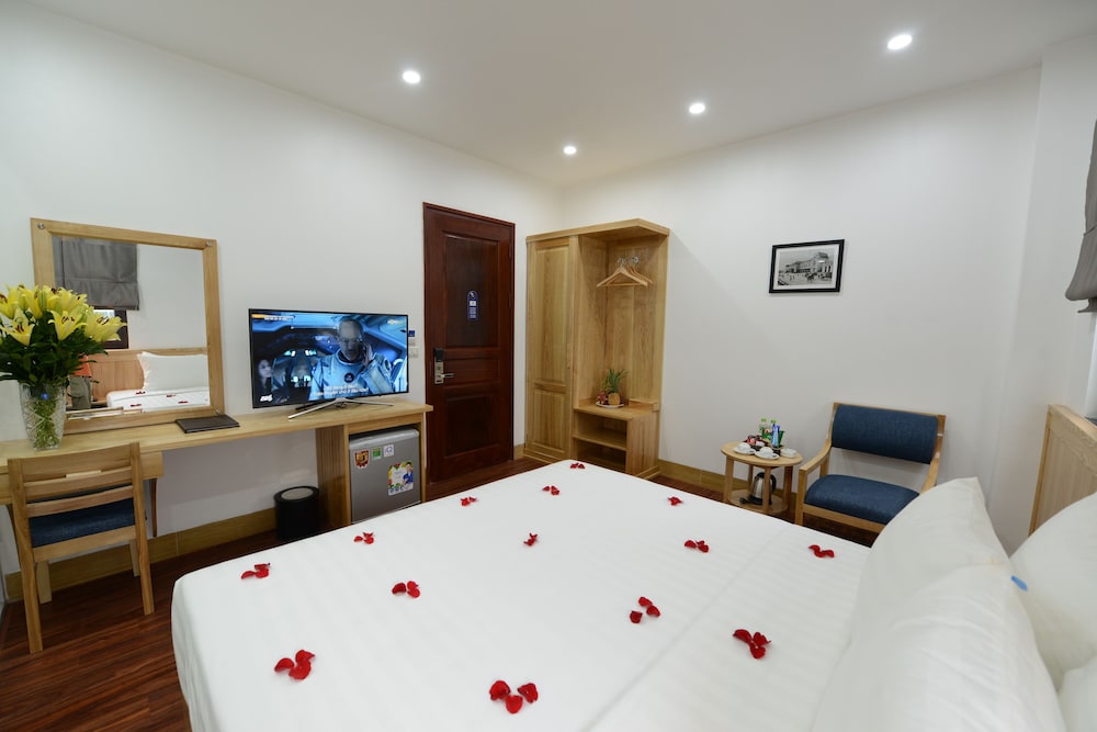 Blue Hanoi Inn City Hotel 20/50