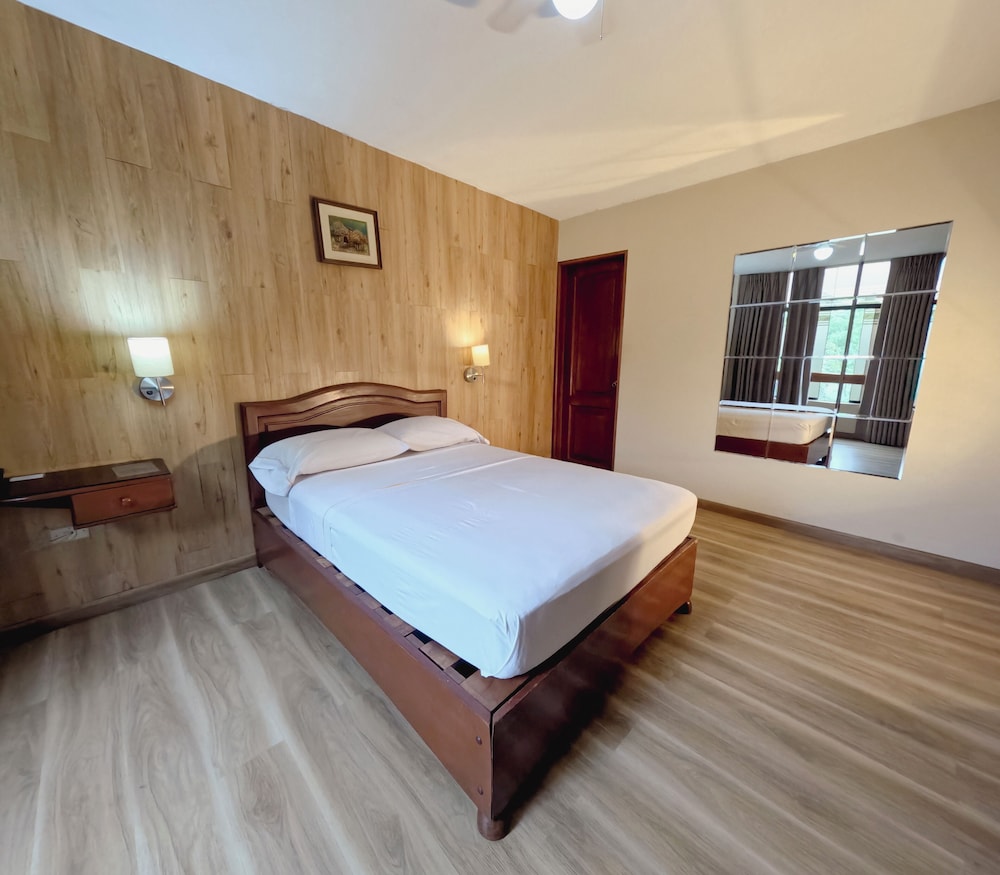 Asturias Inn 18/50