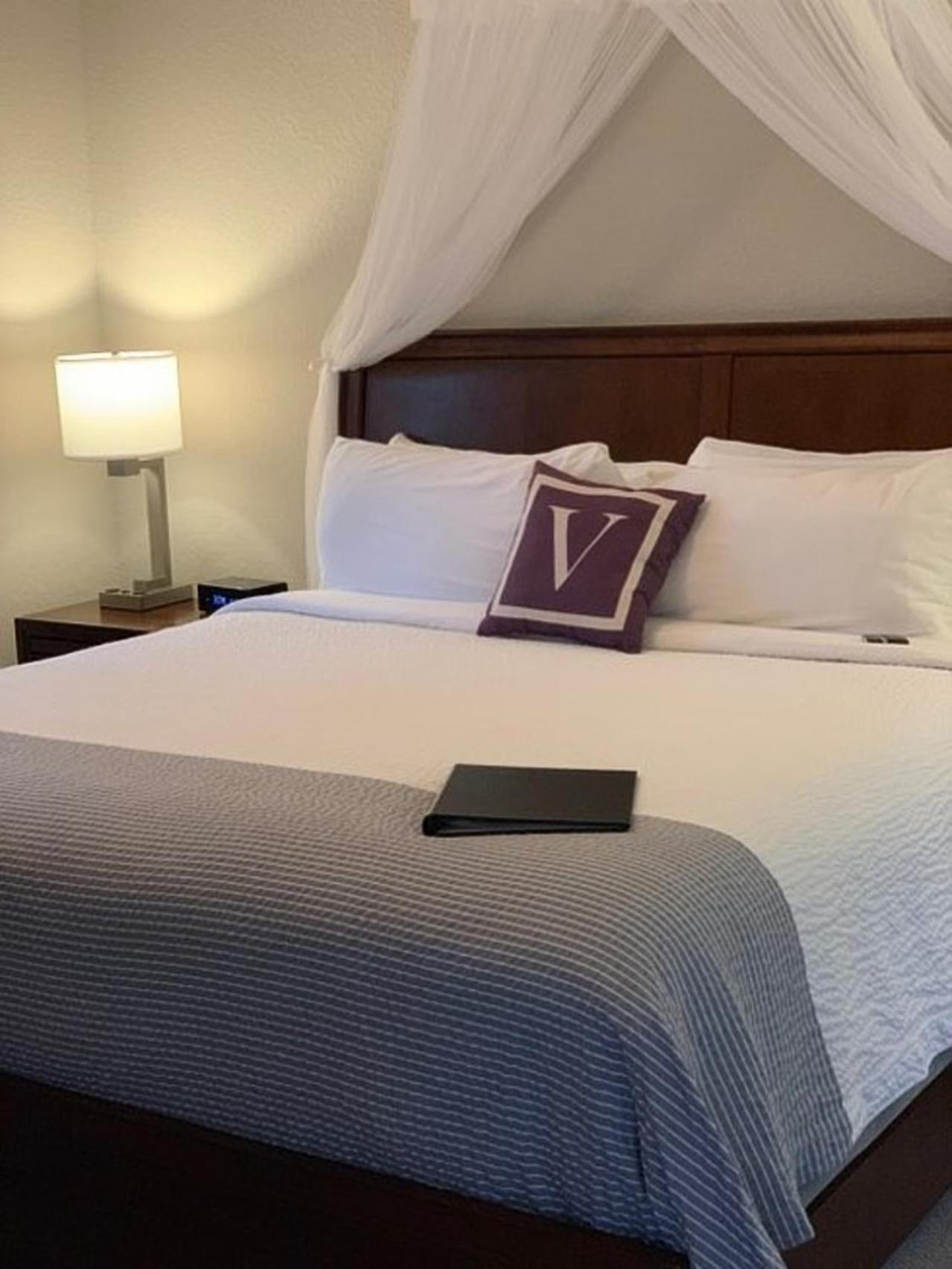 Valhalla Resort Hotel 7/32