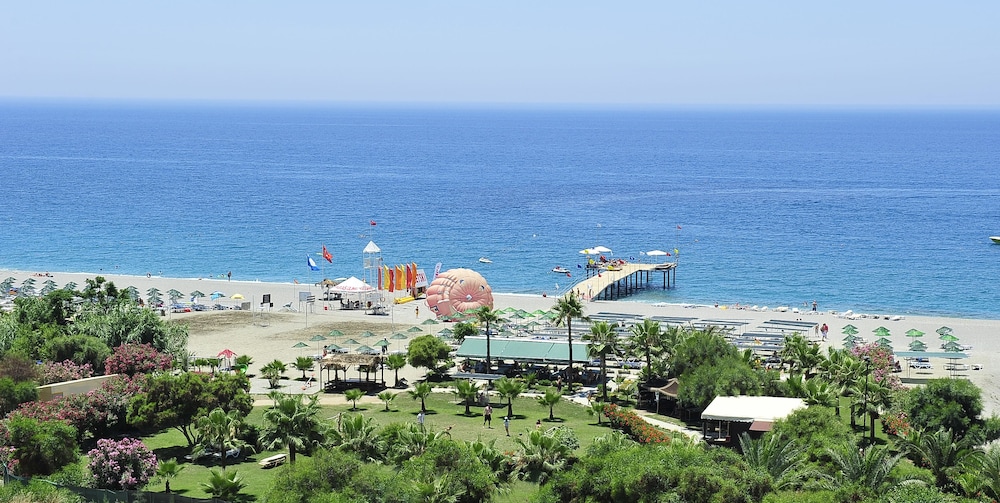 Kirbiyik Resort Hotel 42/47