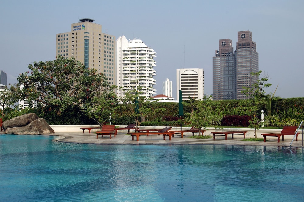 Batavia Apartments Hotel Service Residences 49/52