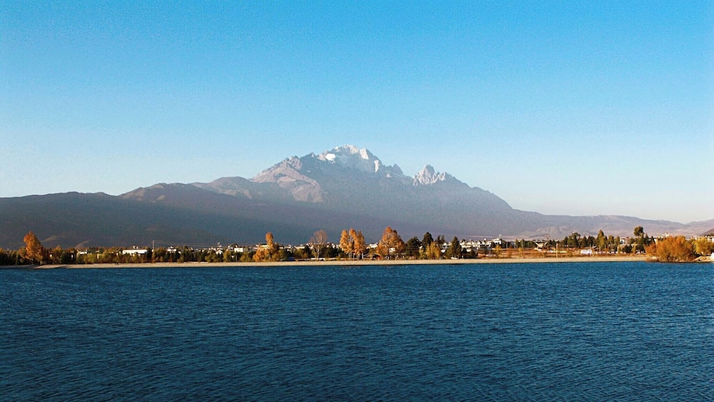 Lijiang Naxi Hereditary Courtyard 41/49