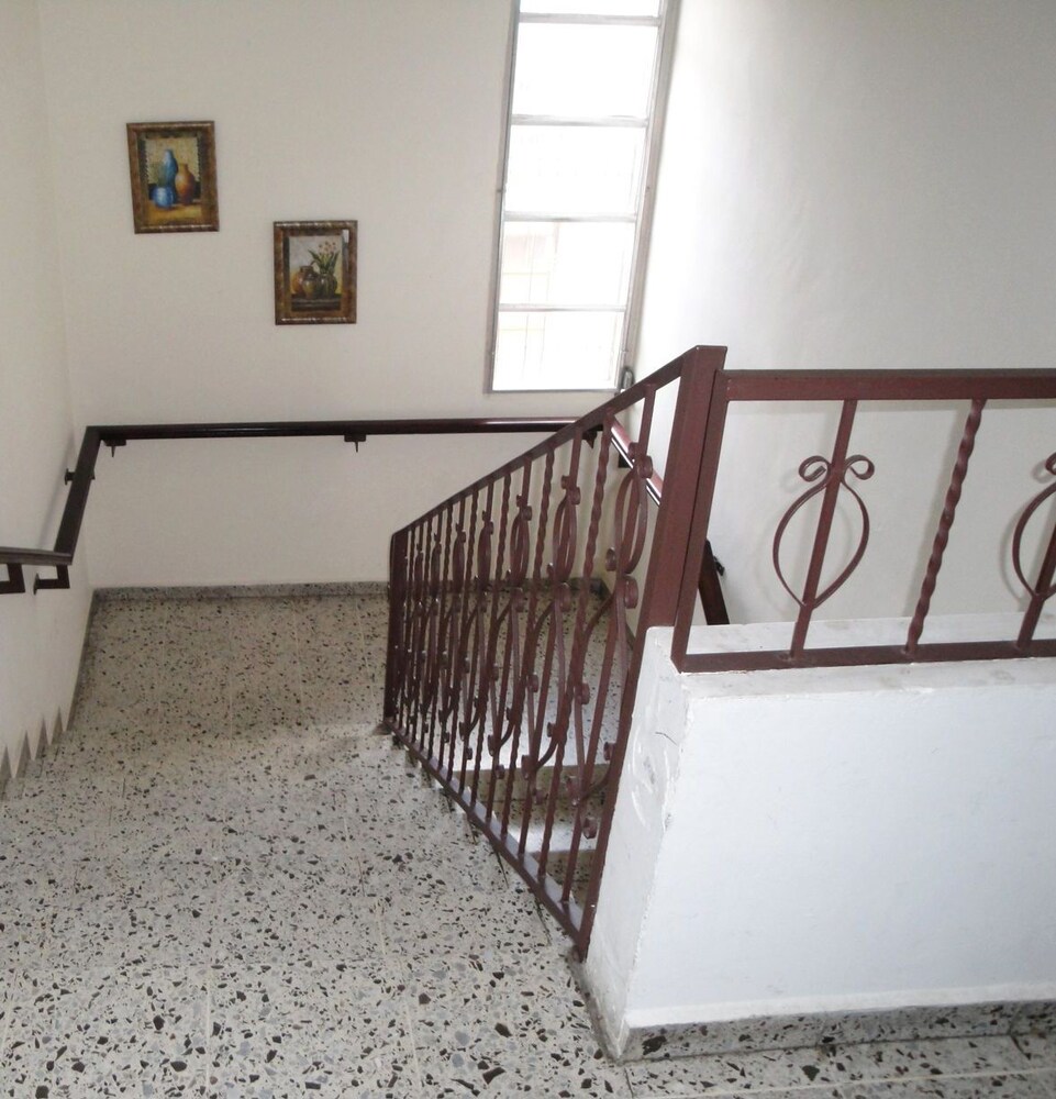 La Posada B And B 36/46