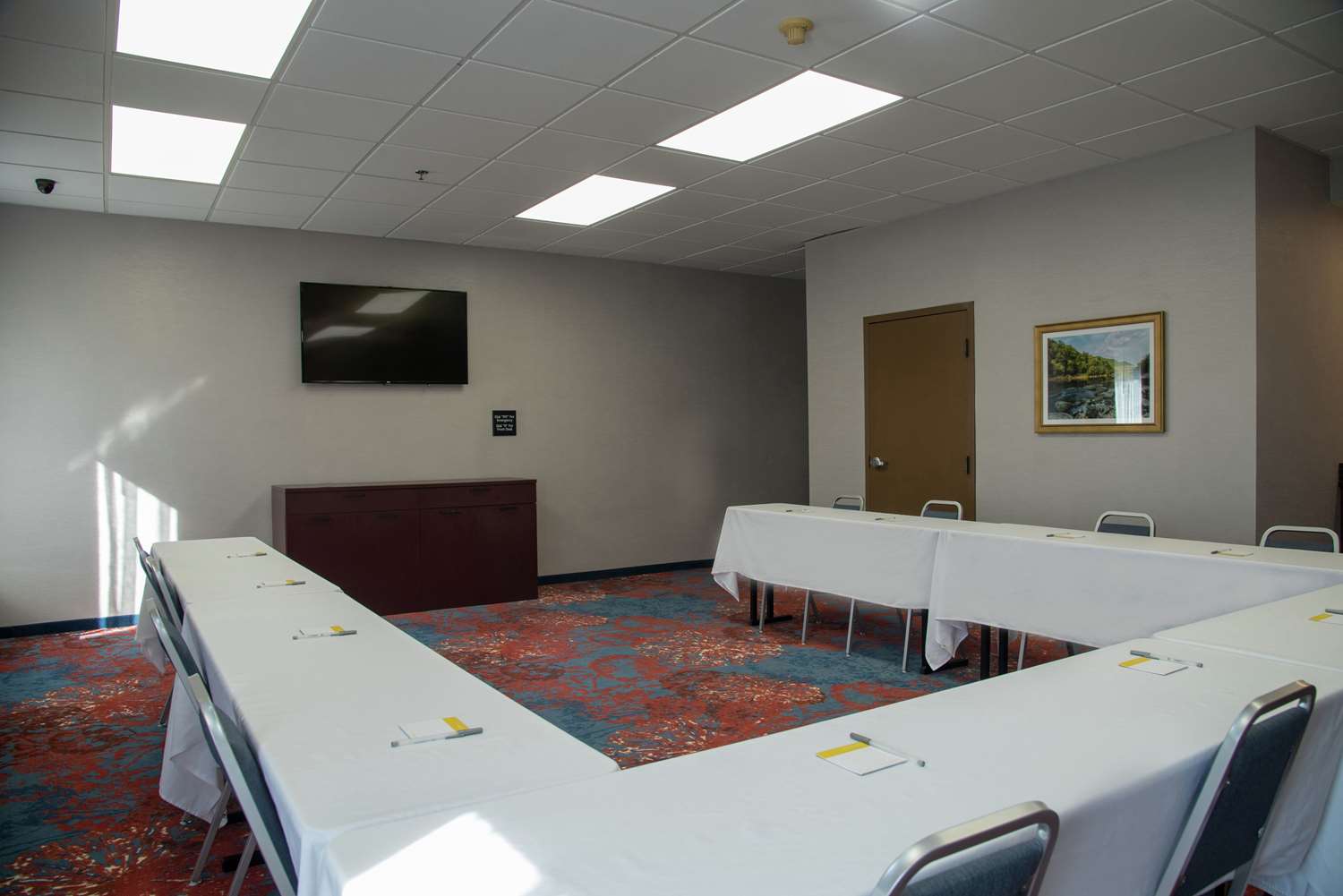 Hampton Inn Summersville 10/15