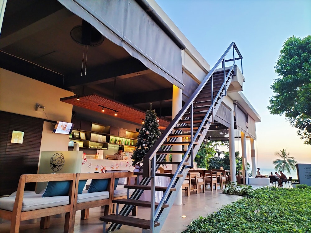 Nest Sense Resort 66/70