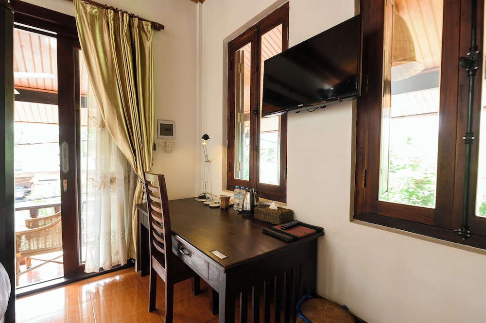 Treasure Hotel Laos 28/49