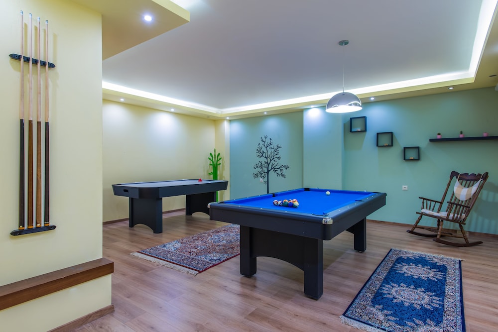 Pirrion Hotel 39/50