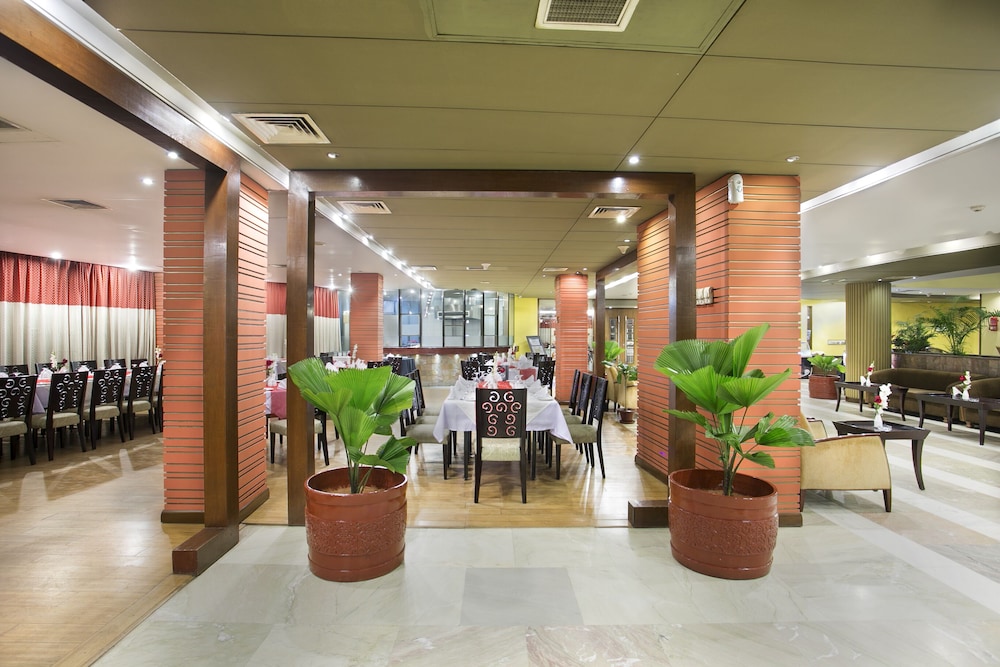 ROSE VIEW HOTEL 44/64