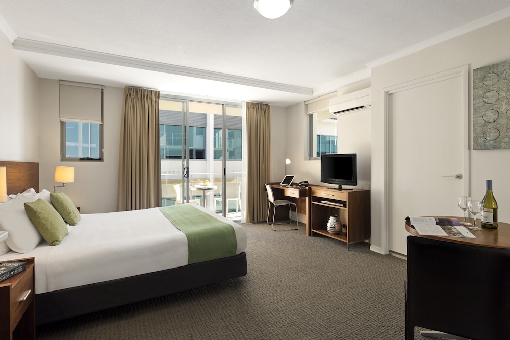Quest Chermside 16/32