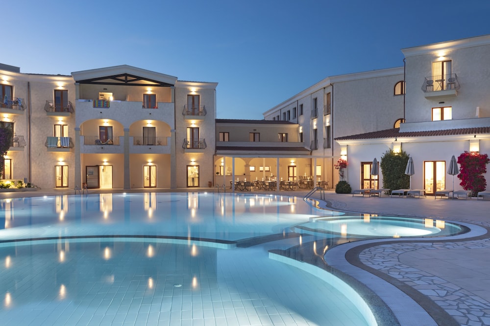 Blu Hotel Morisco Village 2/80