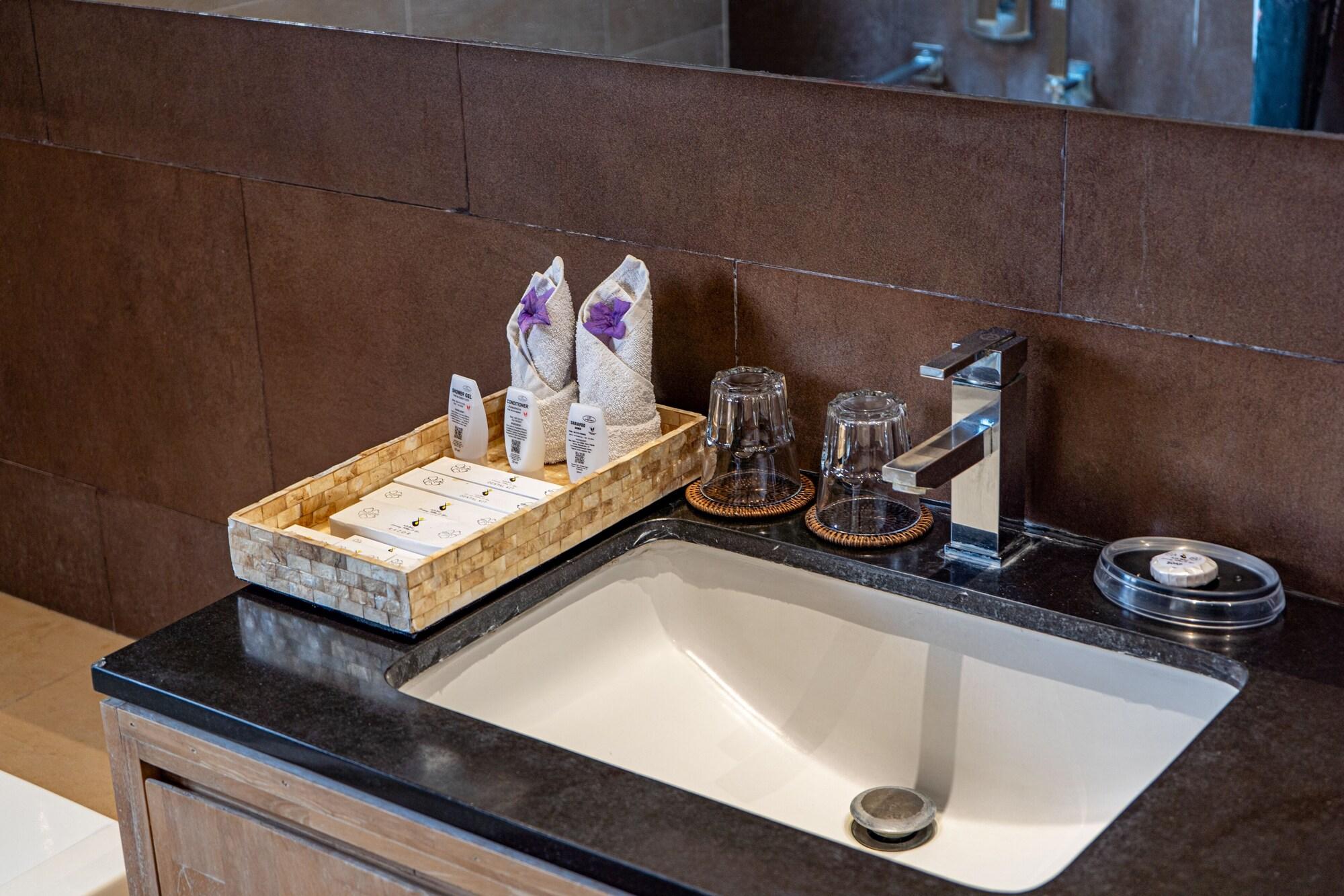 غرفة عائلية بغرفتي نوم بمسبح خاص، Asa Bali Luxury Villas Spa 7/7