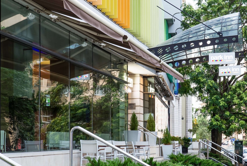 Park Inn By Radisson Bucharest Hotel And Residence 2/48