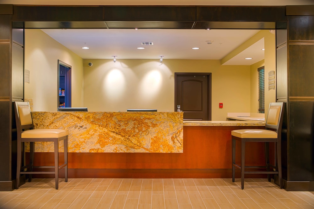 Staybridge Suites DENVER-STAPLETON 8/81