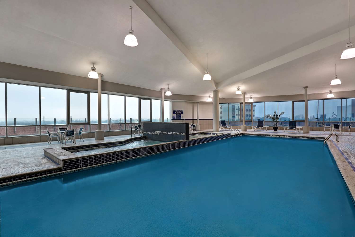 Embassy Suites By Hilton Niagara Falls Fallsview 33/52