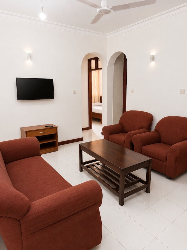 Prestige Leisure Hotel 25/50