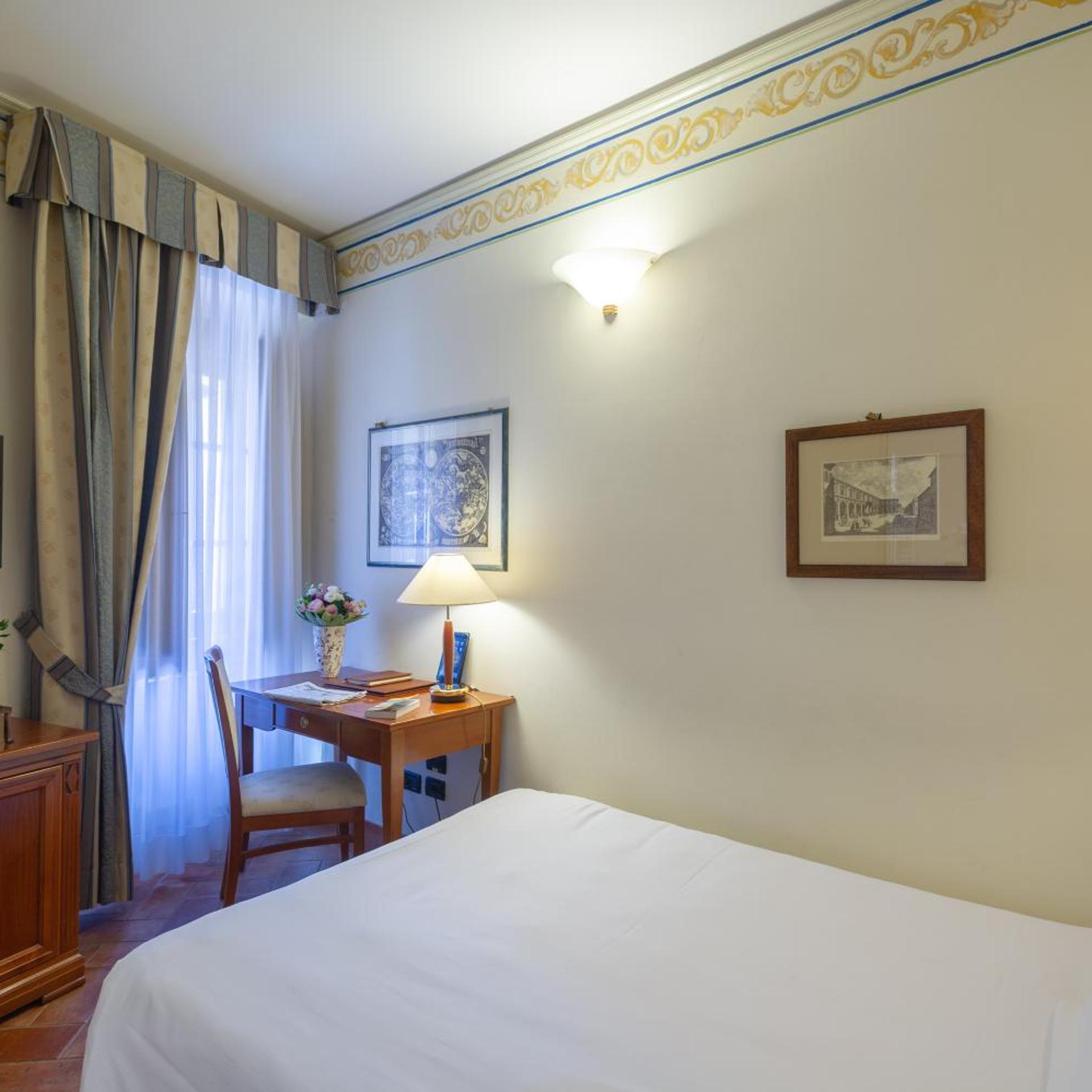 Room, Single
